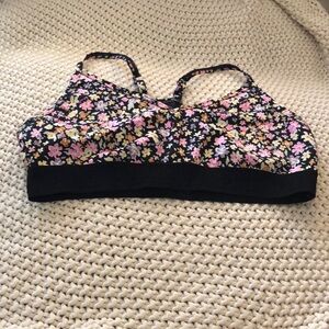 VS PINK Active Ultimate Racerback Sports Bra, Medium, Black floral